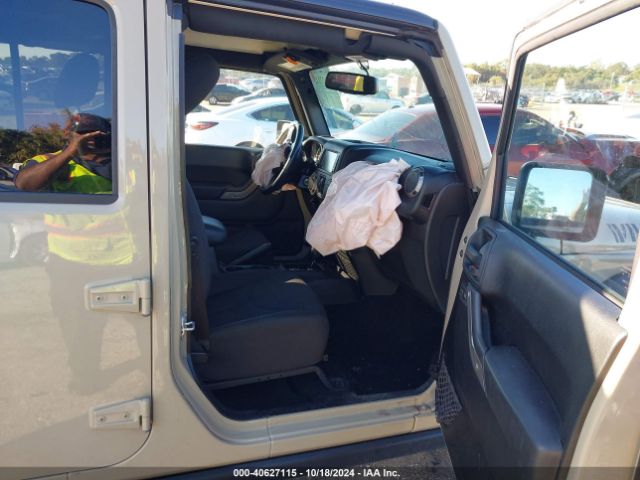 1C4BJWDG1HL616901 Jeep Wrangler Unlimited Willy Wheeler 4x4