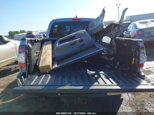 5TFJU4GN8EX053142 Toyota Tacoma Prerunner V6