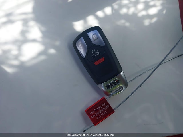 WAUGMAF43KN004954 Audi A4 40 Premium/40 Titanium Premium