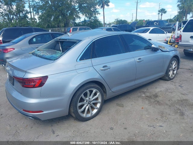 WAUGMAF43KN004954 Audi A4 40 Premium/40 Titanium Premium