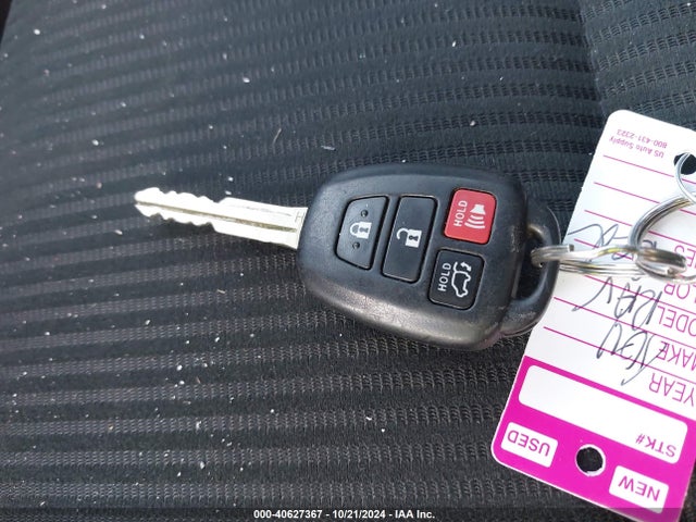 Toyota Rav4 Xle 2016 JTMRFREV7GJ095014 Image 11