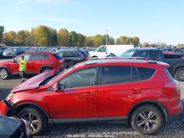 Toyota Rav4 Xle 2016 JTMRFREV7GJ095014 Image 14