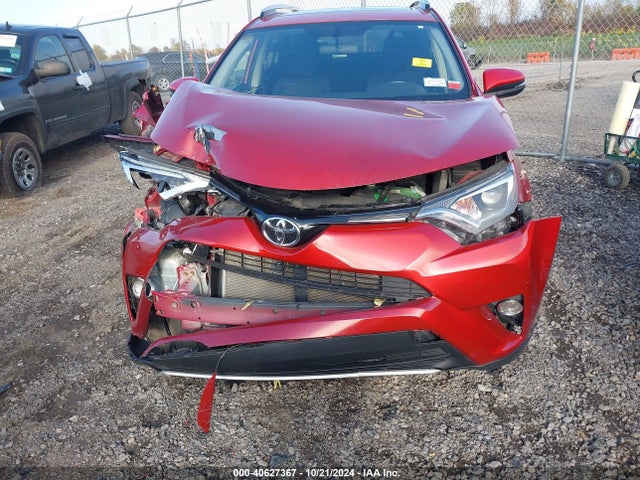 Toyota Rav4 Xle 2016 JTMRFREV7GJ095014 Image 6