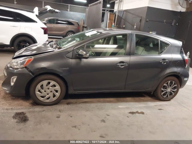 JTDKDTB35G1123206 Toyota Prius C One