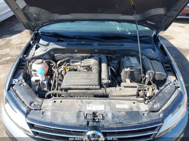3VWDB7AJ8JM233261 Volkswagen Jetta 1.4t Se/1.4t Wolfsburg Edition