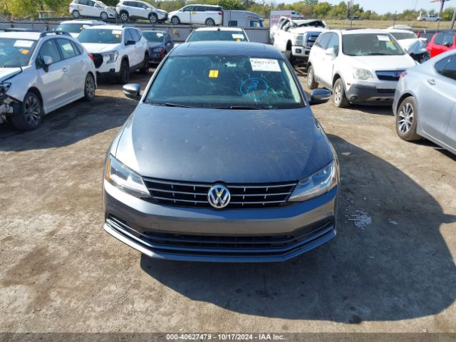 3VWDB7AJ8JM233261 Volkswagen Jetta 1.4t Se/1.4t Wolfsburg Edition