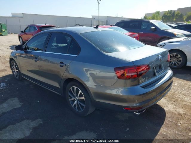 3VWDB7AJ8JM233261 Volkswagen Jetta 1.4t Se/1.4t Wolfsburg Edition