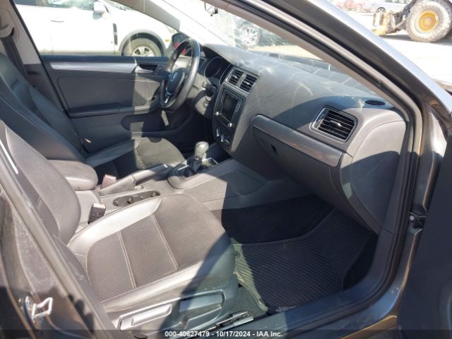 3VWDB7AJ8JM233261 Volkswagen Jetta 1.4t Se/1.4t Wolfsburg Edition