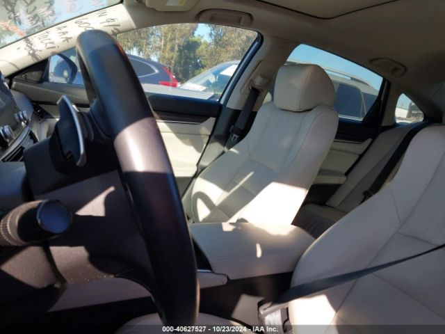 1HGCV2F98JA004035 Honda Accord Touring 2.0t