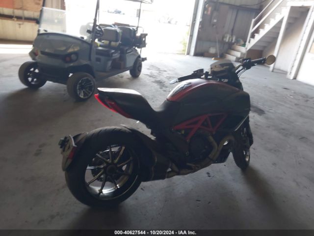 2011 DUCATI DIAVEL ZDM13BLW6BB004198 Photo 3