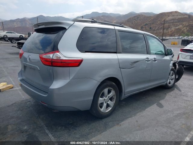 5TDKK3DC2FS638989 Toyota Sienna Le 8 Passenger