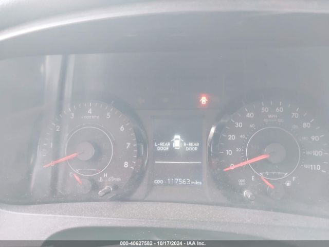 5TDKK3DC2FS638989 Toyota Sienna Le 8 Passenger