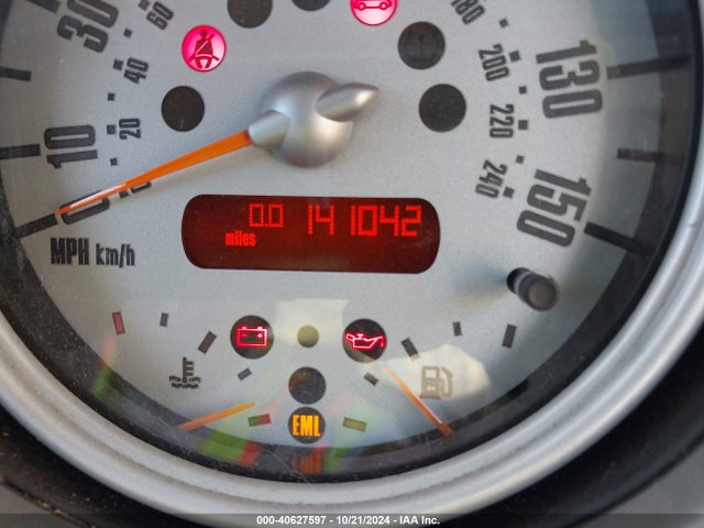 2003 MINI COOPER S WMWRE33473TD63083 Photo 6