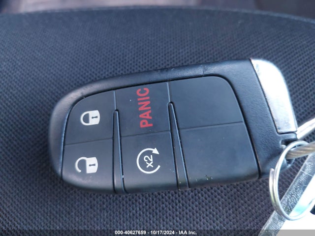 ZACNJDB12PPP63364 Jeep Renegade Upland 4x4