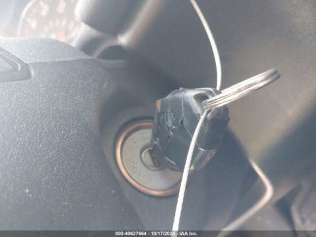 2010 MITSUBISHI ENDEAVOR 4A4JM2AS5AE011822 Photo 10