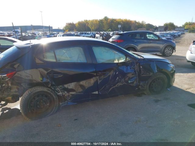 3MZBM1K72FM136811 Mazda Mazda3 I Sport