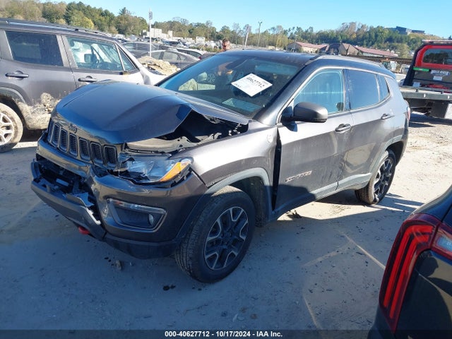 3C4NJDDB8LT127558 Jeep Compass Trailhawk 4x4
