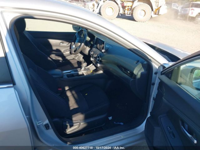 3N1AB8CV0MY304738 Nissan Sentra Sv Xtronic Cvt