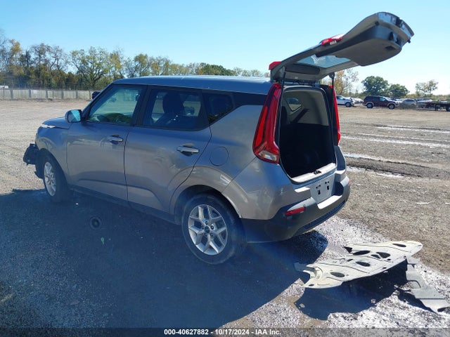 KIA SOUL LX 2022 KNDJ23AU8N7816535 Image 3