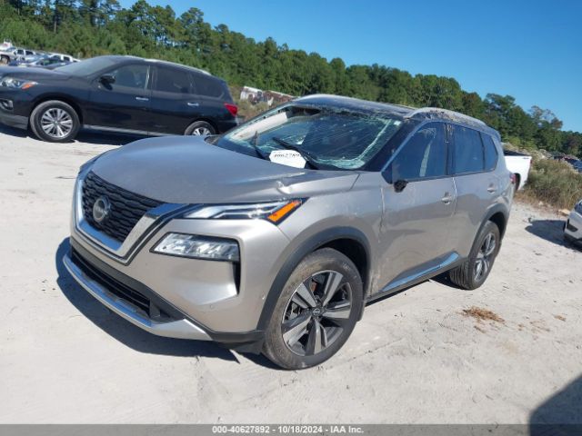 JN8BT3DC3PW102698 Nissan Rogue Platinum Fwd