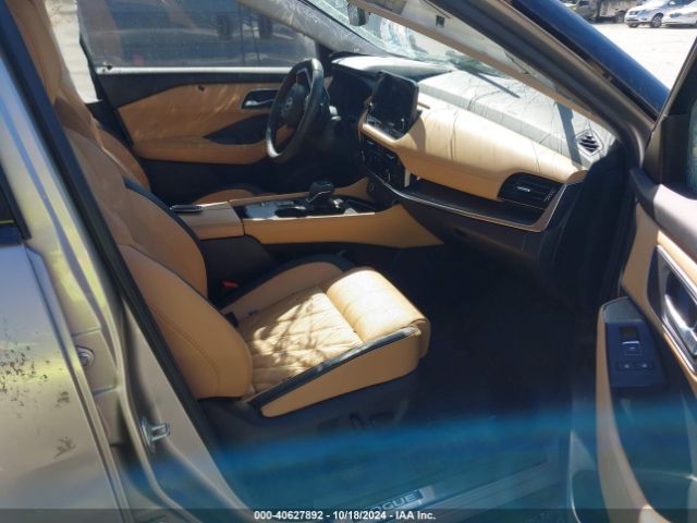 JN8BT3DC3PW102698 Nissan Rogue Platinum Fwd