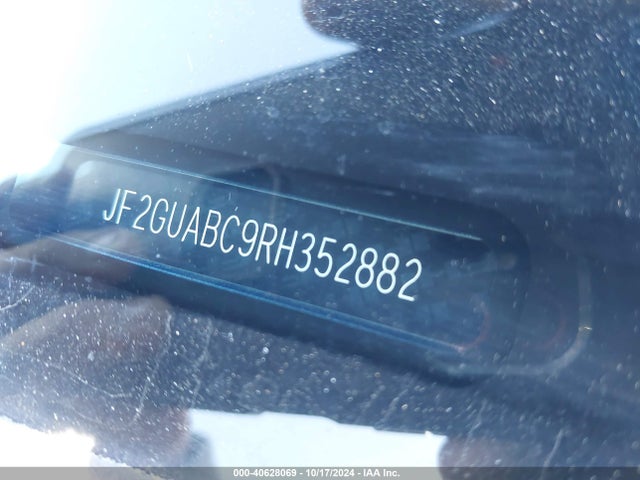 JF2GUABC9RH352882 Subaru Crosstrek