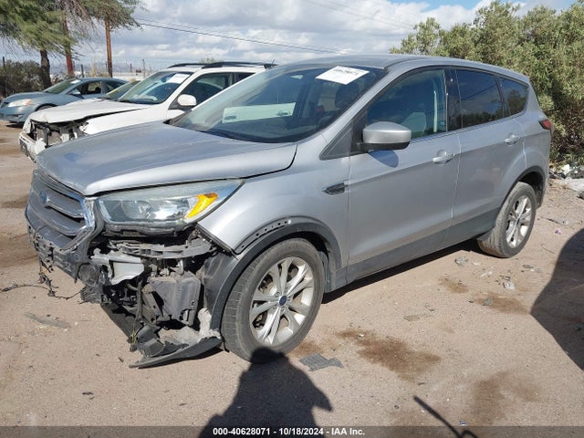 Ford ESCAPE SE 2017 1FMCU0GD5HUC28201 Image 2