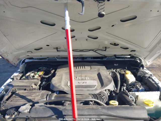 1C4HJWDG8EL113209 Jeep Wrangler Unlimited Sport