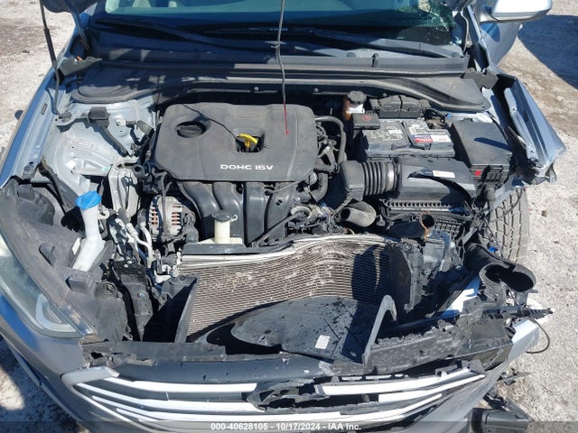 Hyundai ELANTRA SE 2017 5NPD74LFXHH135148 Image 10