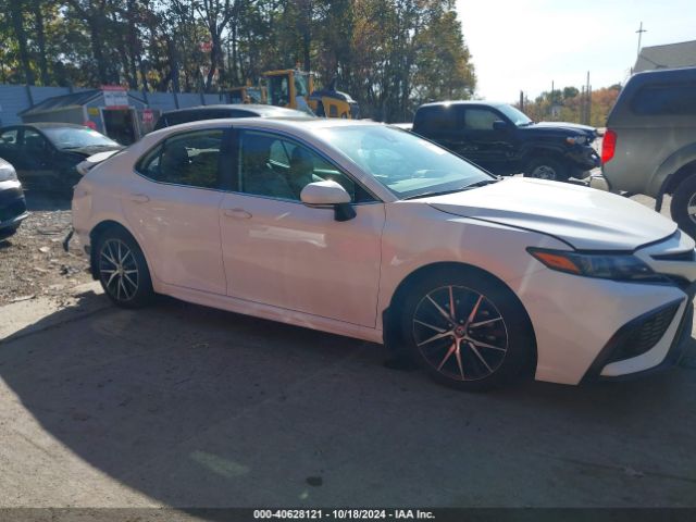 4T1G11BK9NU056000 Toyota Camry Se Awd
