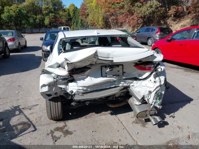4T1G11BK9NU056000 Toyota Camry Se Awd