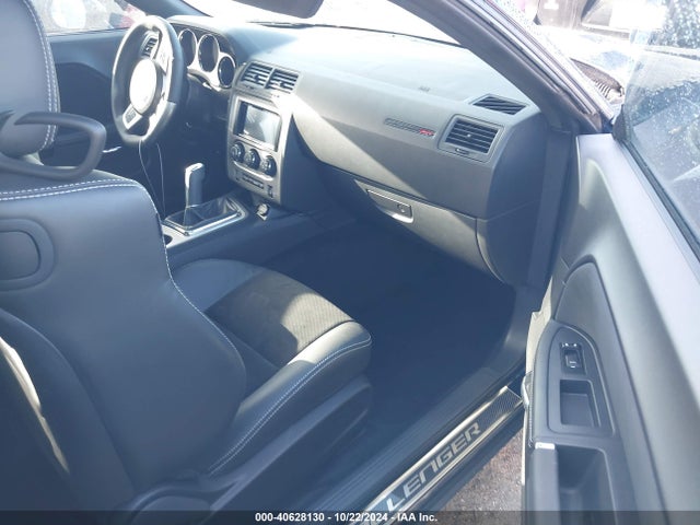 Dodge Challenger Srt8 2014 2C3CDYCJ3EH195801 Image 5