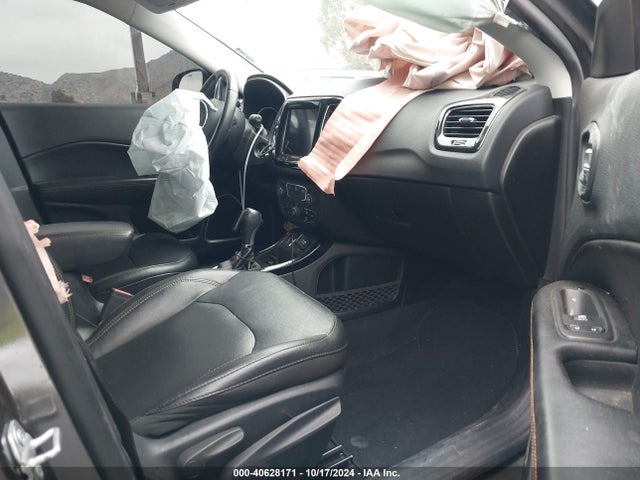 3C4NJCCB2KT772622 Jeep Compass Limited Fwd