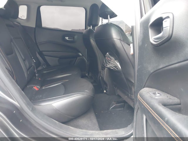 3C4NJCCB2KT772622 Jeep Compass Limited Fwd