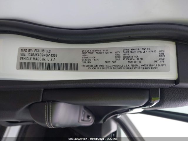 1C4RJKAG9N8614369 Jeep Grand Cherokee L Laredo 4x4