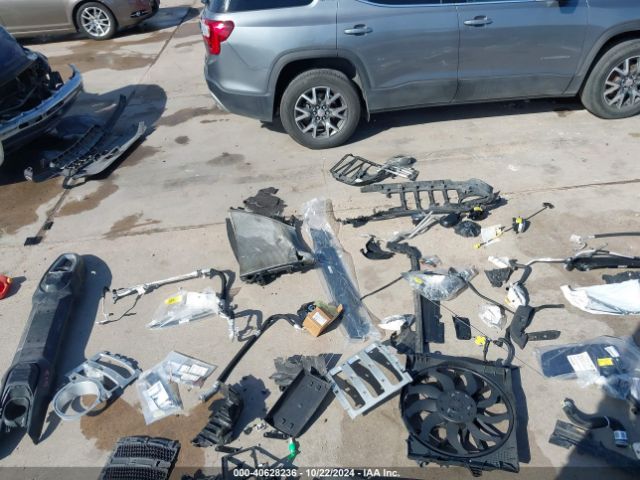 1C4HJXEG5JW139148 Jeep Wrangler Unlimited Sahara 4x4