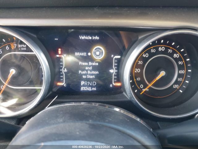 1C4HJXEG5JW139148 Jeep Wrangler Unlimited Sahara 4x4
