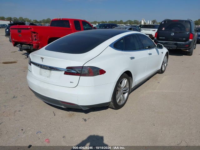 2013 TESLA MODEL S 5YJSA1CG2DFP28639 Photo 3
