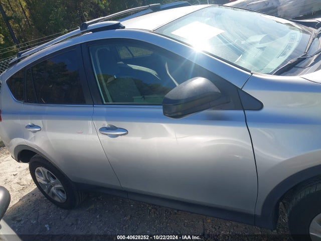 Toyota RAV4 LE 2014 JTMZFREV9EJ021395 Image 13