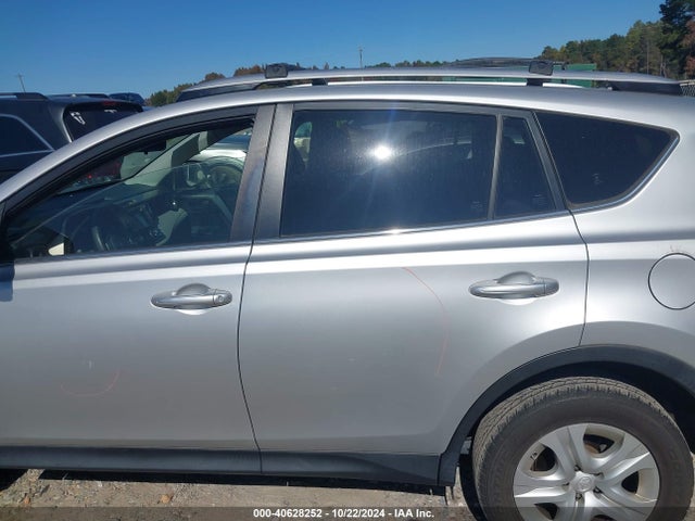 Toyota RAV4 LE 2014 JTMZFREV9EJ021395 Image 14