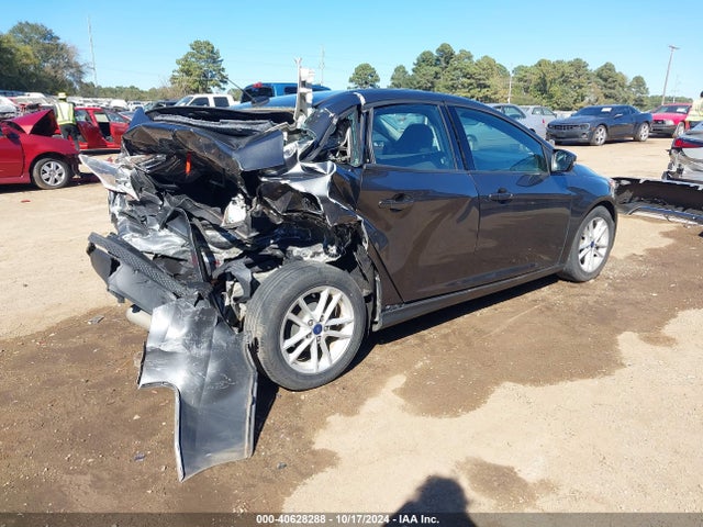 Ford FOCUS SE 2017 1FADP3F24HL276754 Image 4