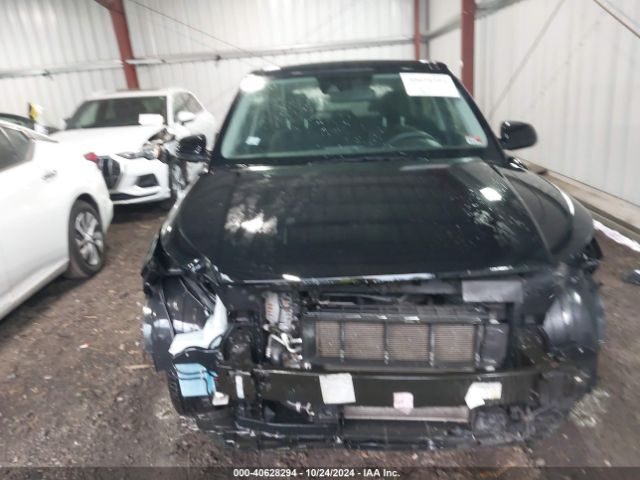 KMHRB8A33MU088996 Hyundai Venue Se