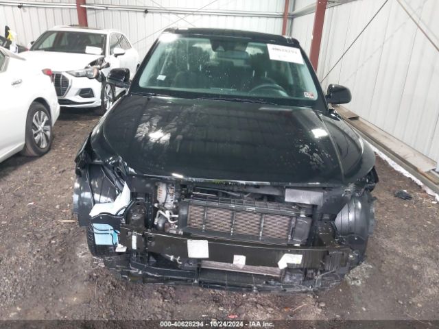 KMHRB8A33MU088996 Hyundai Venue Se