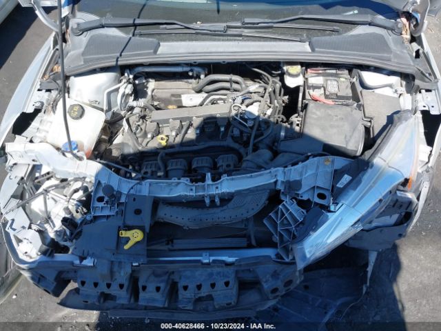 1FADP3K23JL273369 Ford FOCUS SE
