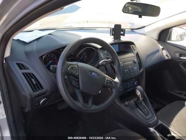 1FADP3K23JL273369 Ford FOCUS SE