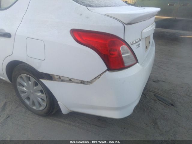 3N1CN7AP4JL888181 Nissan Versa 1.6 S+