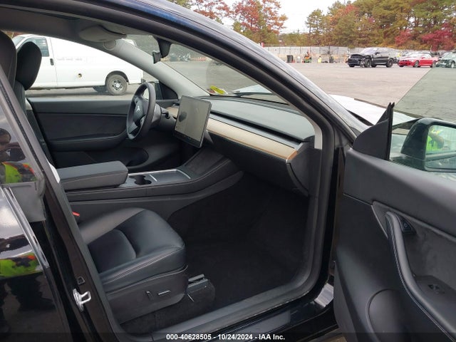 2021 TESLA MODEL Y 5YJYGDEE7MF259179 Photo 4