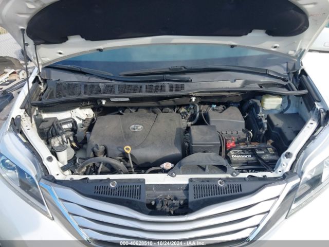 5TDYZ3DC0HS817525 Toyota Sienna Limited Premium 7 Passenger