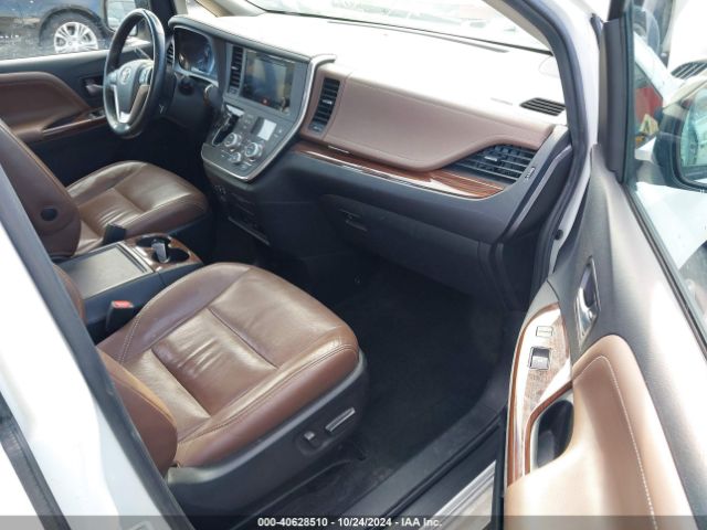 5TDYZ3DC0HS817525 Toyota Sienna Limited Premium 7 Passenger