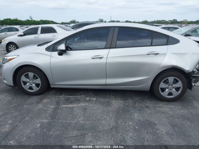 1G1BC5SM5J7161233 Chevrolet Cruze Ls Auto